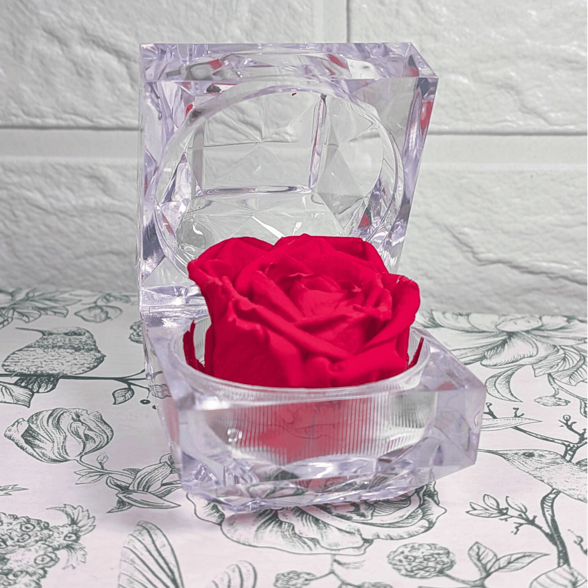 Caja anillo con rosa